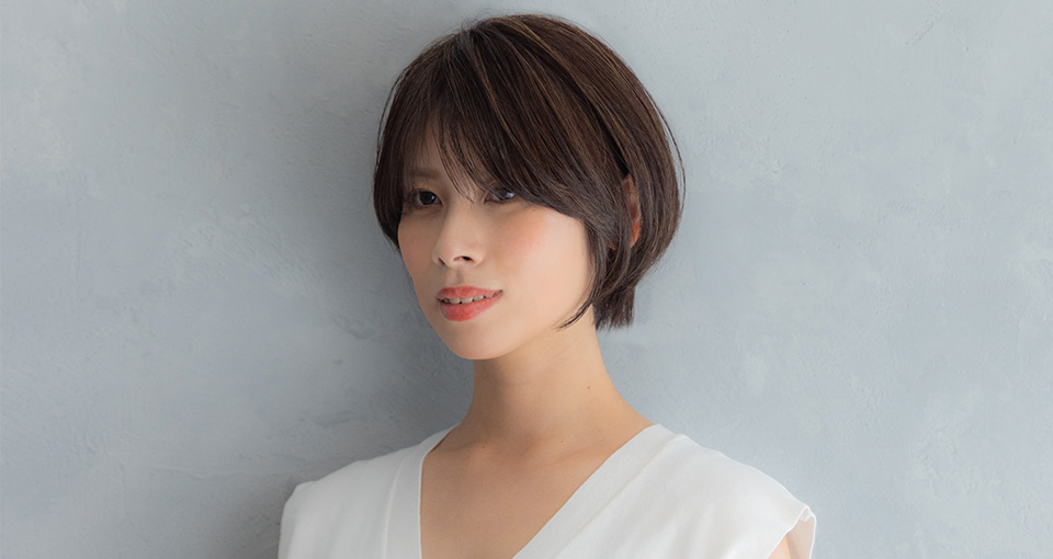 白髪ぼかしハイライト×ショート