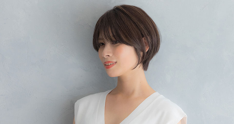 白髪ぼかしハイライト×ショート