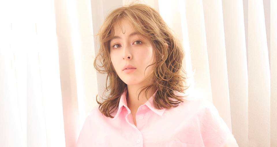 無造作カールミディアム