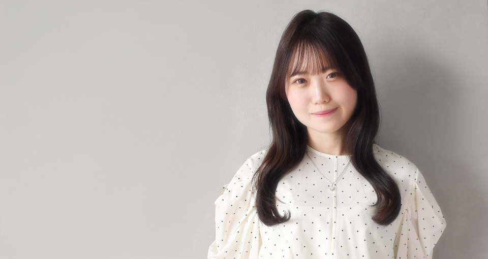 ツヤ髪ゆる巻きロング