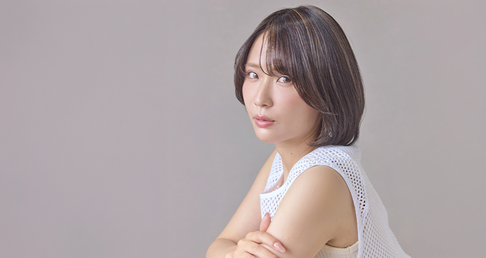 立体感ハイライトショートボブ