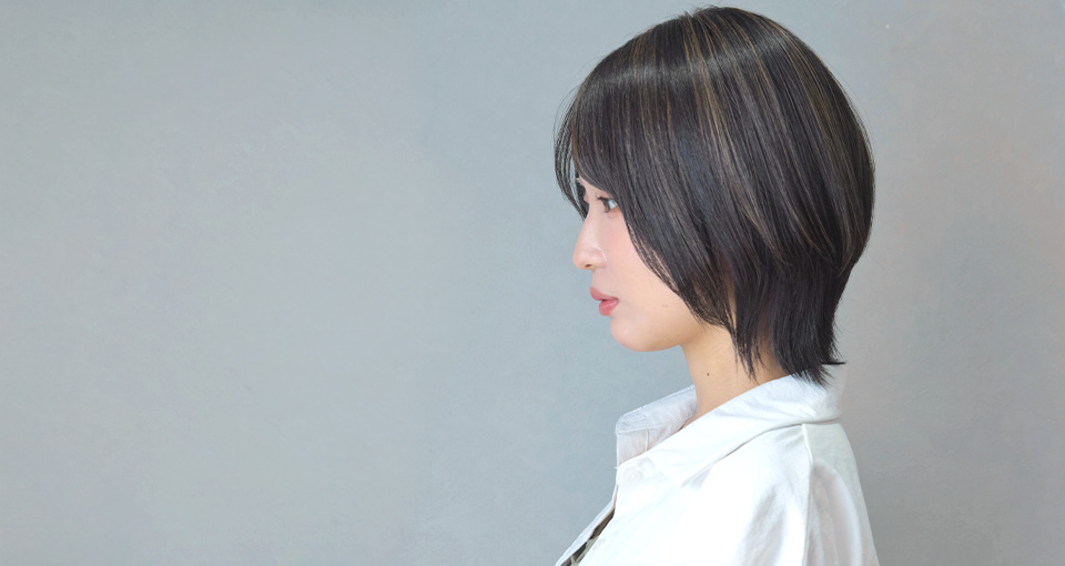 ハイライト×くびれショートボブ